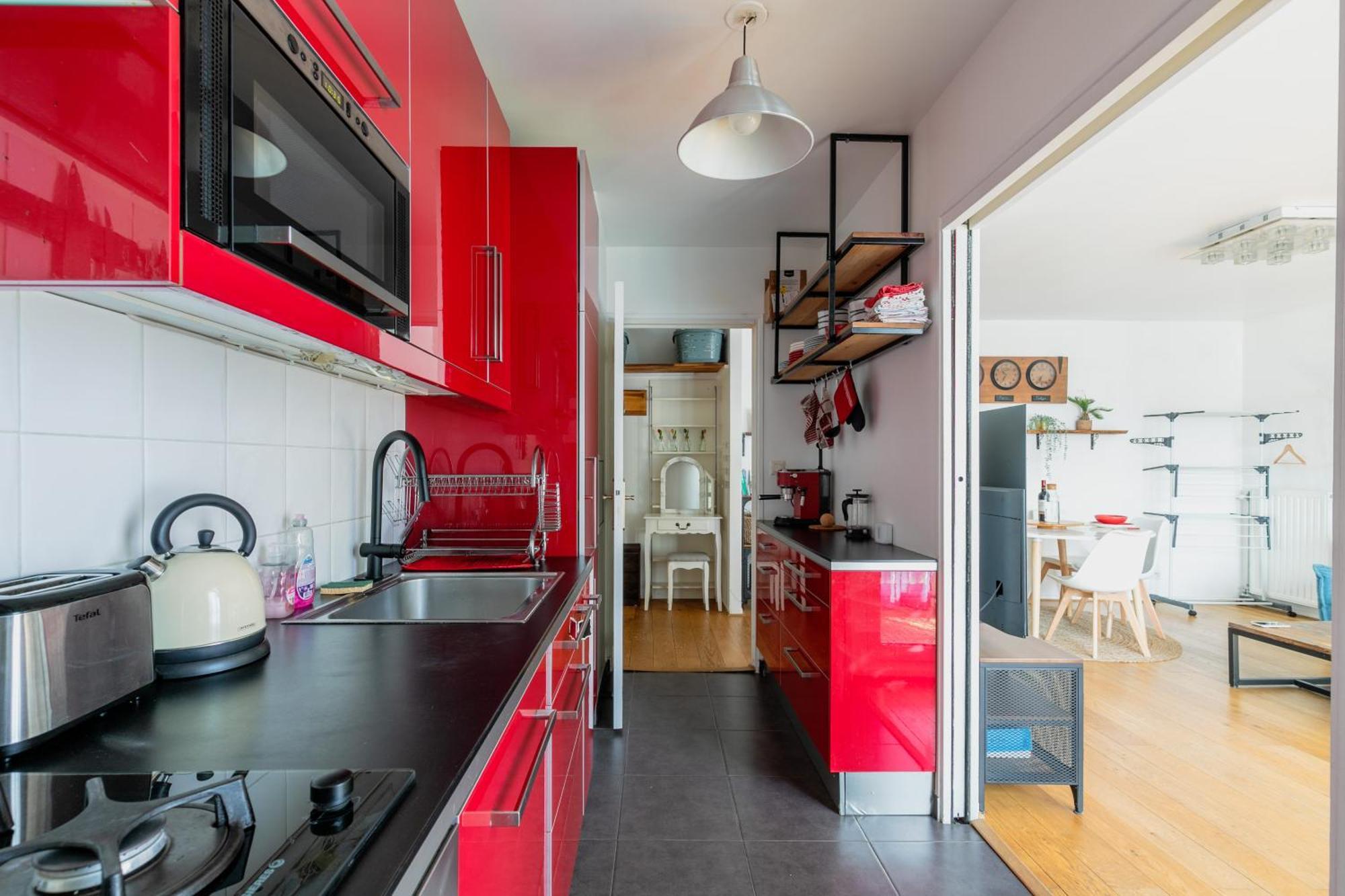 Transports, Parking, A/C & Equipped For Long Stays Saint-Ouen  Exterior foto